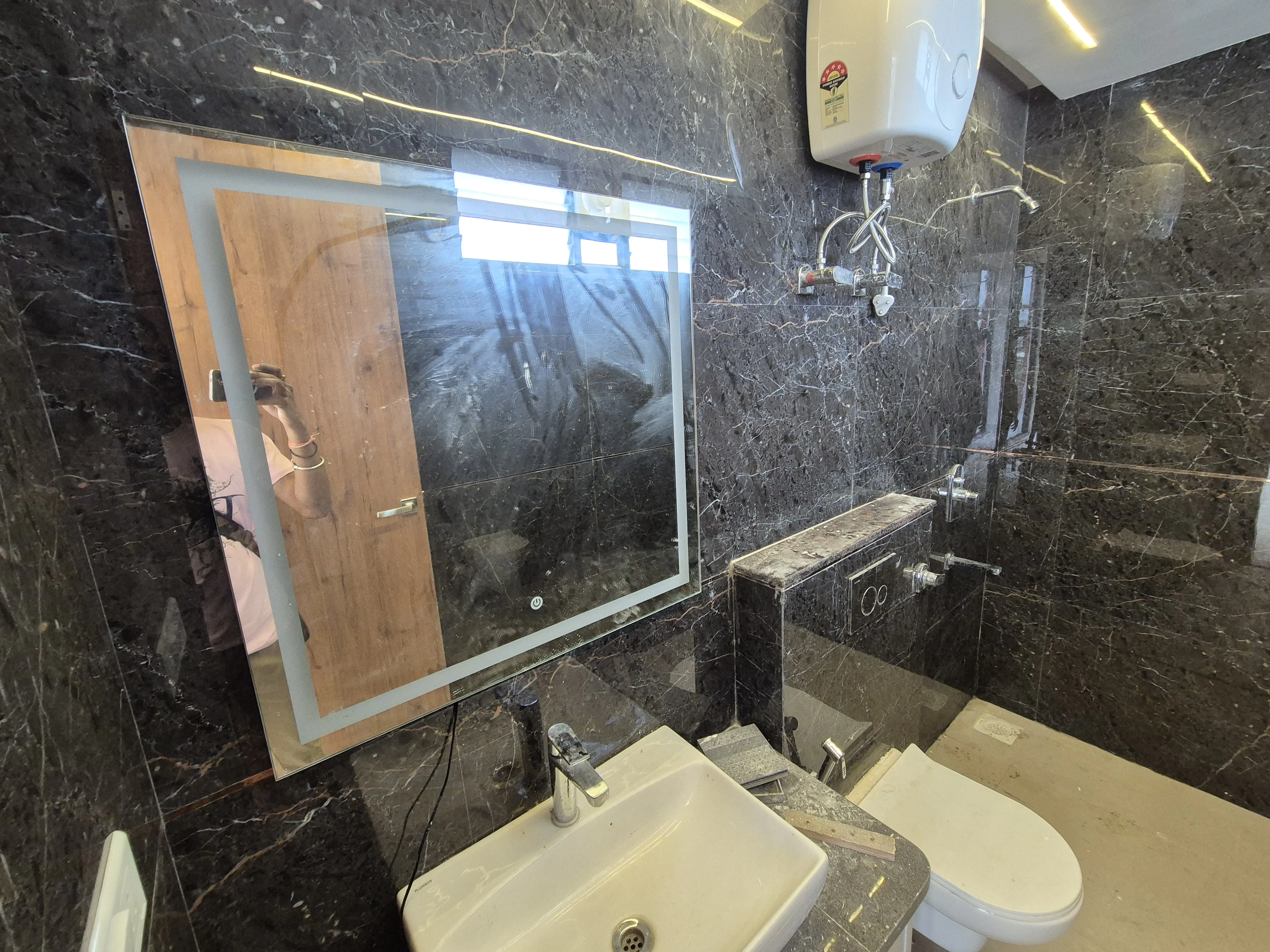 Ultra-Luxury Spa Bathroom — Space 3